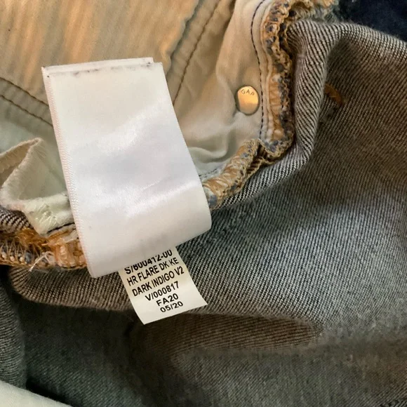 (Lori) GAP Blue Flare Wide Leg Jeans with Vintage Charm - Picture 10 of 10